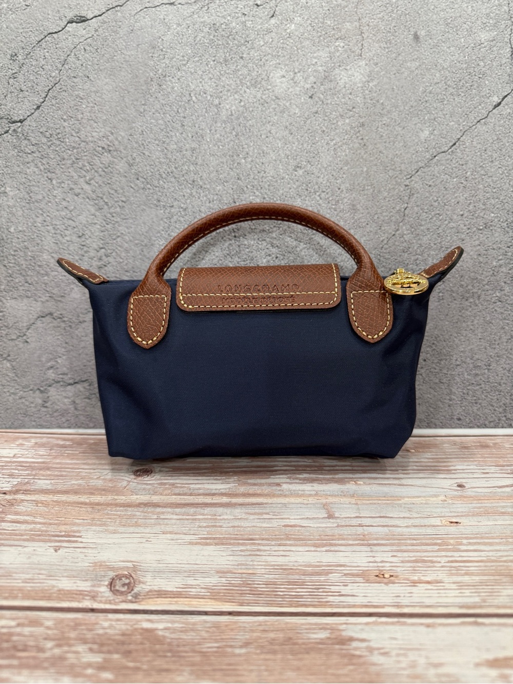 Longchamp LE PLIAGE ORIGINAL POUCH WITH HANDLE - Picture 3 of 4
